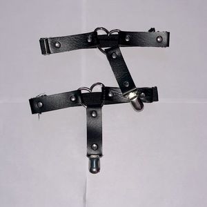 Heart shaped Thigh garters